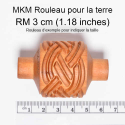 
  ROULEAU A POIGNEE 3 CM - SIX WIDE PARALLEL GROOVES - Tampons & rouleaux - Cigale et Fourmi
