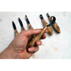 
  Couteau acier carbone pour surfacer n°1 Mudtools - outils mudtools - cigale et fourmi - outils de sculpture - Cigale et Fourmi
  